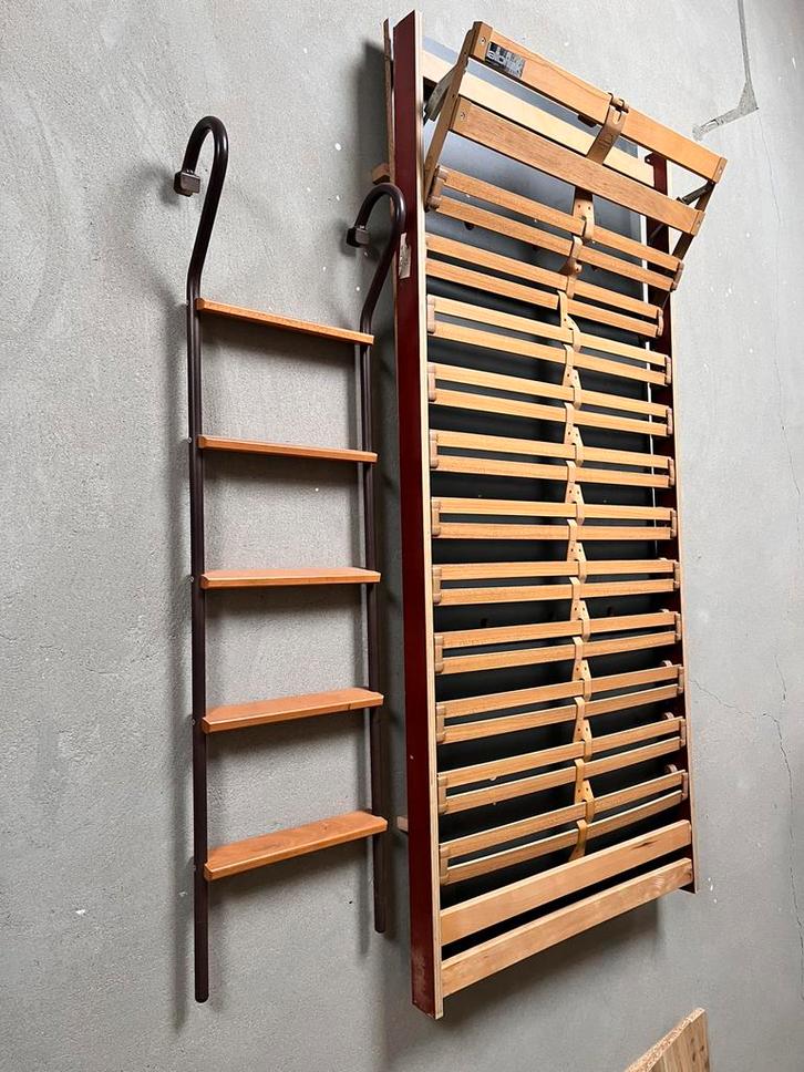 Hoogslaper met 2 kasten voorzien van telkens 3 deuren, Enfants & Bébés, Chambre d'enfant | Lits superposés & Lits mezzanines, Utilisé