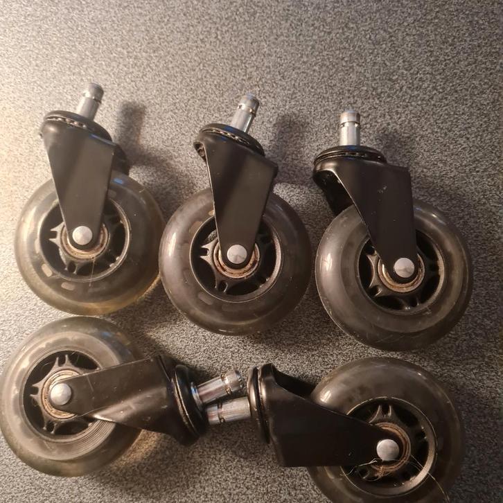 Lot de 5 roulettes - Chaise de bureau, Maison & Meubles, Chaises de bureau, Comme neuf, Chaise de bureau, Gris, Ergonomique, Chaise de bureau de gaming