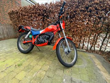 Honda tlm 50 van 1984 met maar 1381 km volledig origineel  beschikbaar voor biedingen