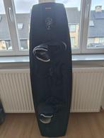 Wakeboard + boots Liquid Force, Watersport en Boten, Ophalen, Gebruikt, Board en Schoenen