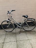 Dames/meisjes fiets Novy 26-28 inch, Fietsen en Brommers, Fietsen | Dames | Damesfietsen, Ophalen, Zo goed als nieuw, Versnellingen