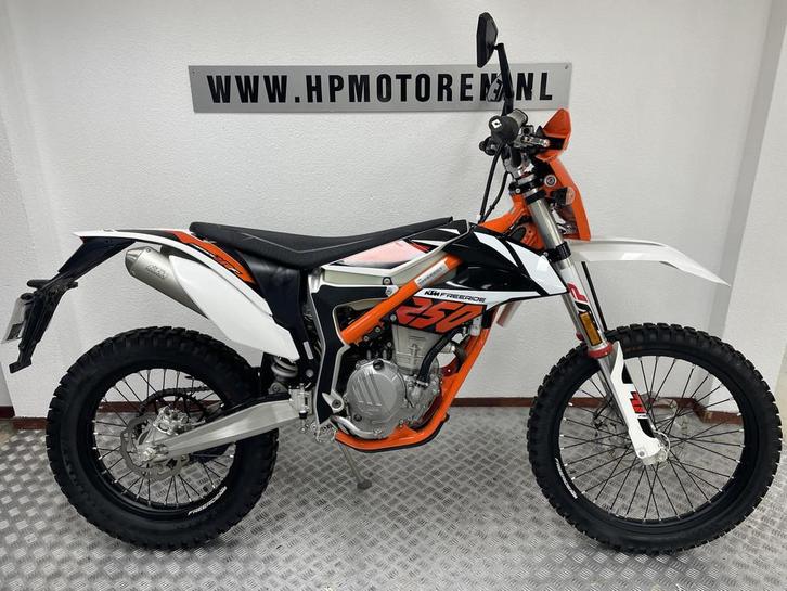 KTM FREERIDE 250 F BOVAGGARANTIE 726 KM. ! 1e EIGENAAR, Motoren, Motoren | KTM, Toermotor, 12 t/m 35 kW