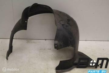 Modderkuip links voor VW Polo 9N3 6Q0809957B