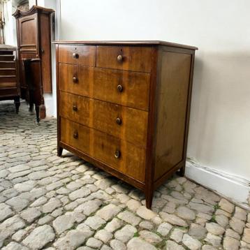 Vintage houten ladekast/ commode / kast  beschikbaar voor biedingen