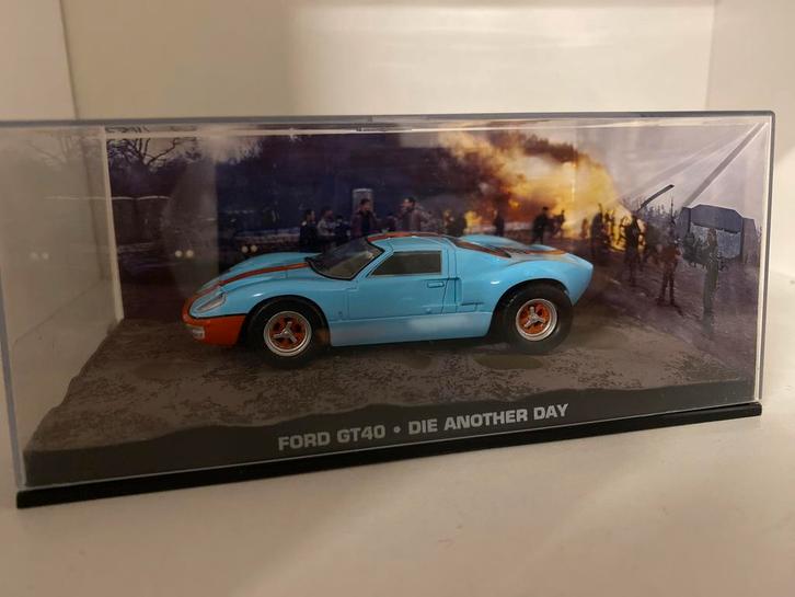 Ford GT40 James Bond, Hobby en Vrije tijd, Modelauto's | 1:43, Auto, Universal Hobbies, Ophalen of Verzenden