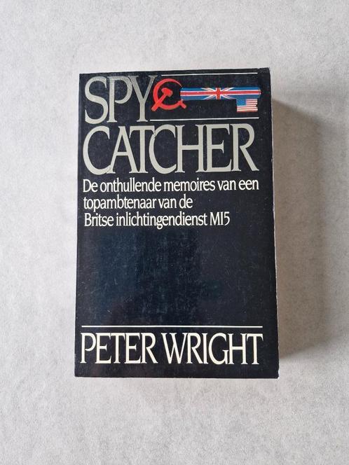 Spycatcher - Peter Wright, Boeken, Politiek en Maatschappij, Gelezen, Politiek en Staatkunde, Ophalen of Verzenden