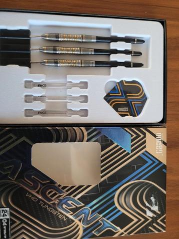 Dartspijlen, Sport en Fitness, Darts, Ophalen of Verzenden, Zo goed als nieuw