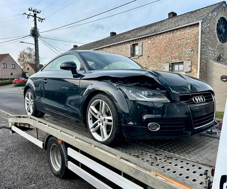Audi tt mk2 1.8tfsi / accidentée, Autos, Audi, Particulier, TT, ABS, Régulateur de distance, Airbags, Air conditionné, Alarme