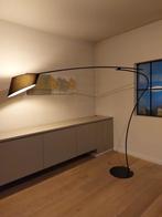 Staande lamp, Huis en Inrichting, Lampen | Vloerlampen, Design, 150 tot 200 cm, Metaal, Zo goed als nieuw