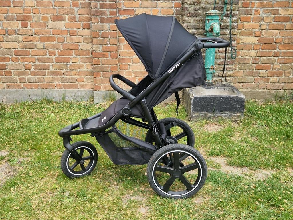 La poussette de course Deryan Bolt (noire), Enfants & Bébés, Autres marques, Comme neuf, Pneus, Enlèvement