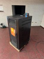 Poêle à pellets avec raccordement à l'eau chaude, Enlèvement, Comme neuf, Poêle à granulés