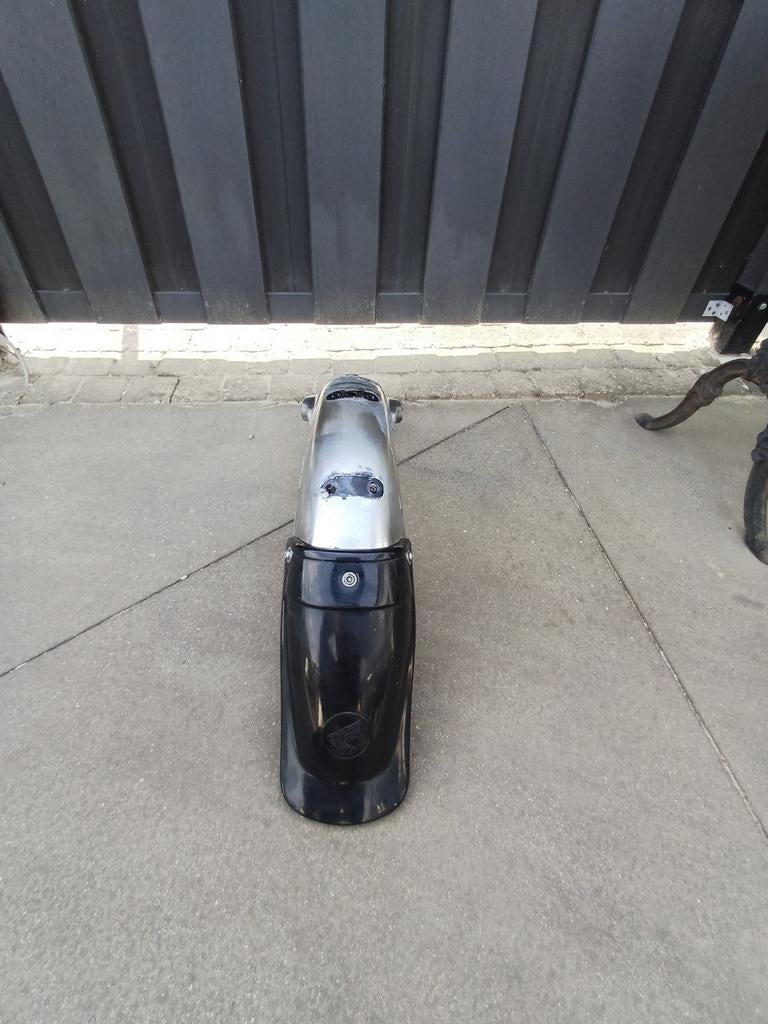 Honda cb 200, Motoren