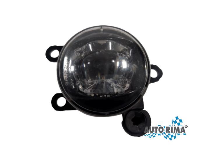 Mistlamp rechts-voor van een Volvo XC40, Gebruikt, -, -, Ophalen of Verzenden