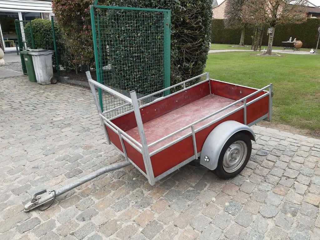 Remorque goede staat in Geetbets af te halen, Ophalen