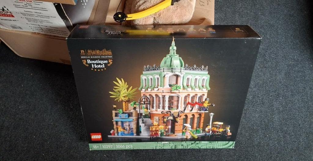 lego Icons Boutique Hotel Ref. 10297 - Nieuw, Lego, Nieuw, Ophalen of Verzenden, Icons
