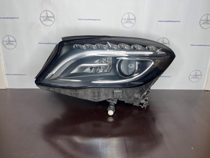 Koplamp links van een Mercedes GLA, Auto-onderdelen, Verlichting, Mercedes-Benz, Gebruikt, 3 maanden garantie