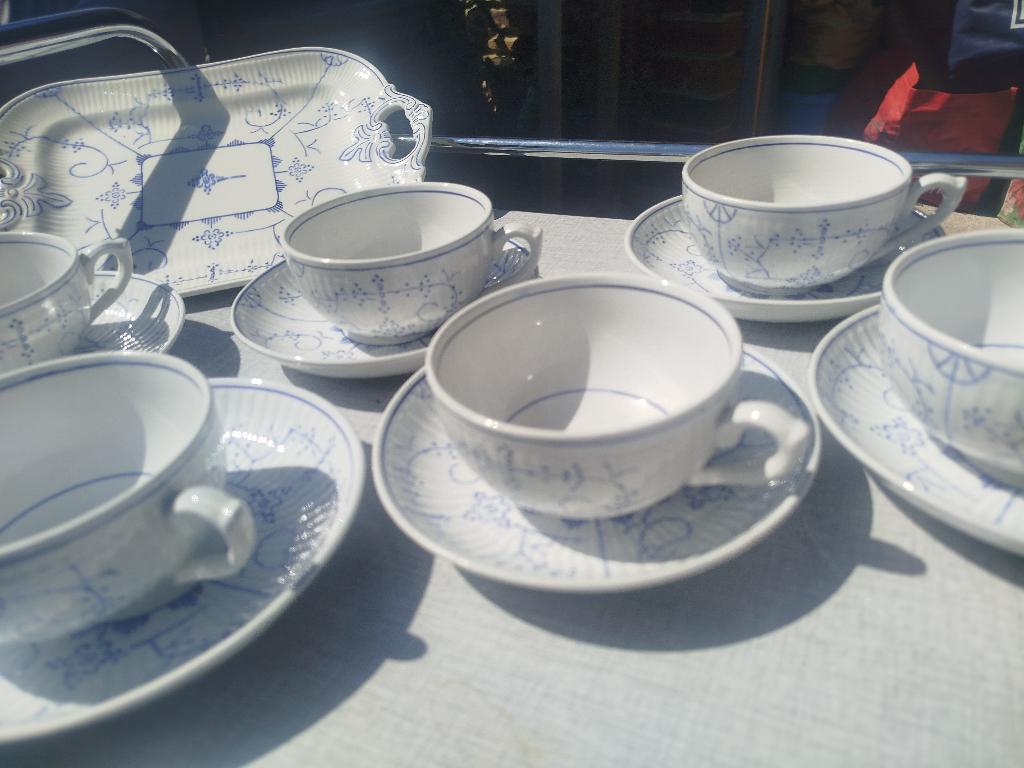 OUD SERVIES VAN BOCH, Ophalen of Verzenden