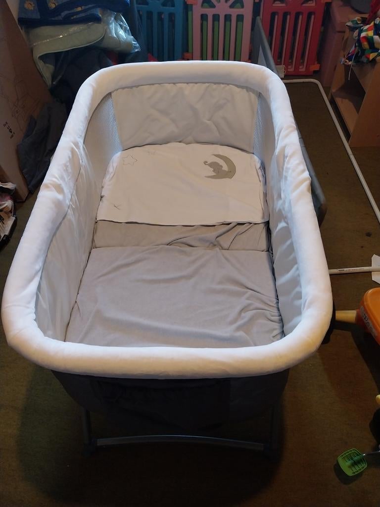 Wieg, Kinderen en Baby's, Babywiegjes en Ledikanten, Ophalen, Zo goed als nieuw, Wieg