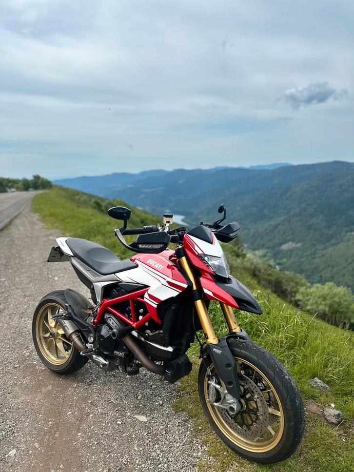 Ducati hypermotard, Motos, Motos | Ducati, Particulier, Naked bike, plus de 35 kW, 2 cylindres, Permis Moto A, Manuelle, Enlèvement