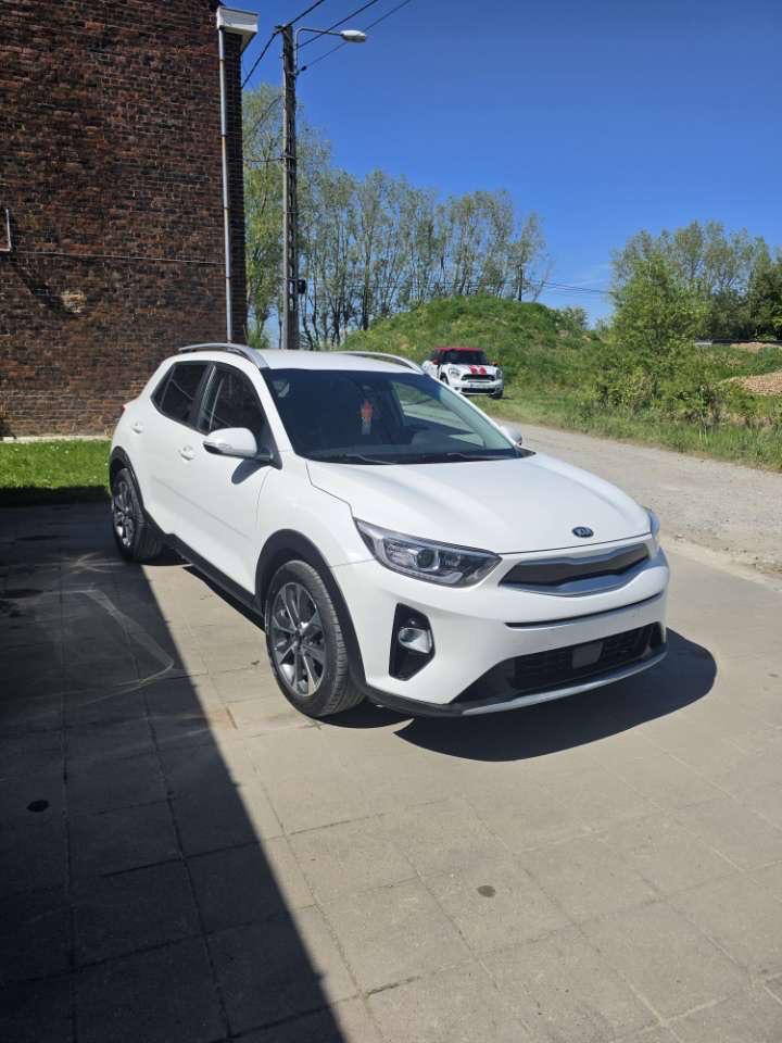 Kia stonic prete a immatriculer garantie, Bluetooth, Achat, Entreprise, Boîte manuelle
