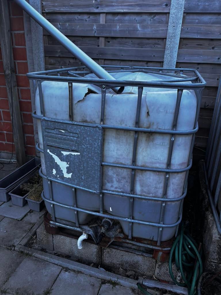 Ibc container, kapot, kooi nog te gebruiken voor brandhout, Ophalen, Zo goed als nieuw