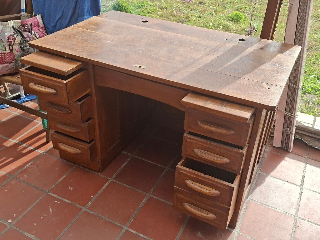 oud bureel in eik, Ophalen