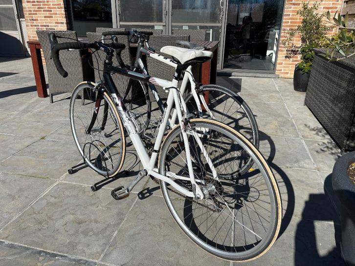 1x koersfiets Rixe M 56 + 1x koersfiets Buls vr onderdelen, Fietsen en Brommers, Fietsen | Racefietsen, Gebruikt, Heren, 15 tot 20 versnellingen