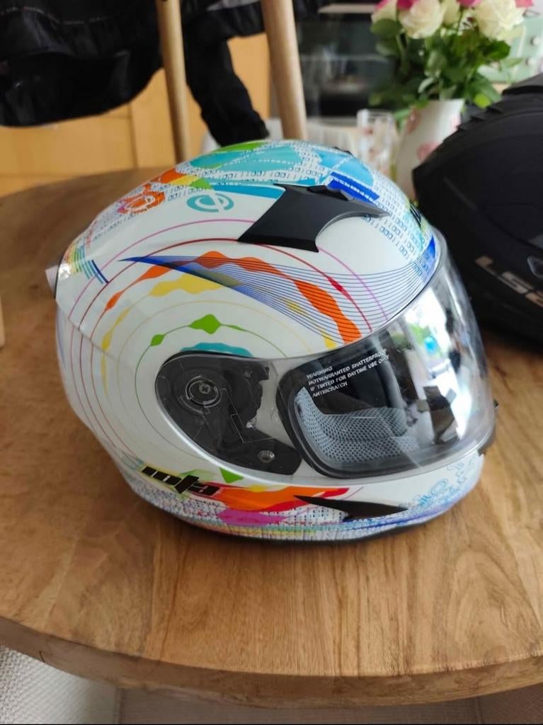 Motor helm kind, Motoren, Ophalen