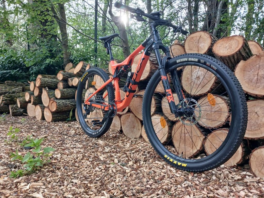 Vtt full suspendu full carbone., Vélos & Vélomoteurs