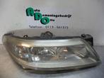Phare droit d'un Renault Laguna (Laguna 01-), Renault, -, Utilisé, -