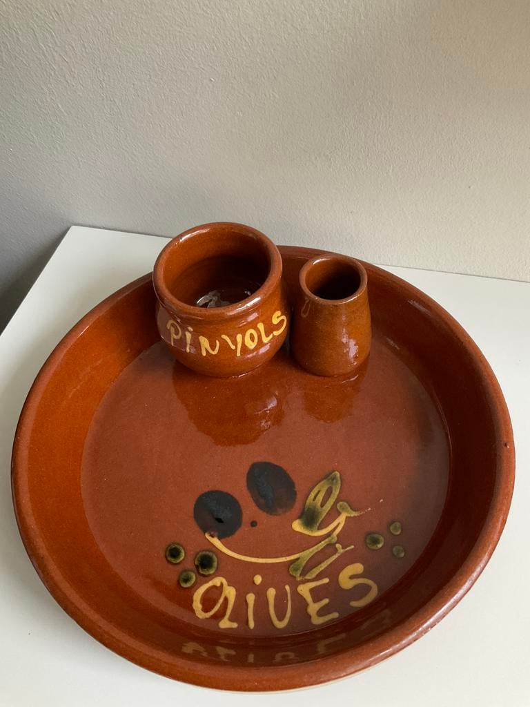 Tapasbordje, Ophalen