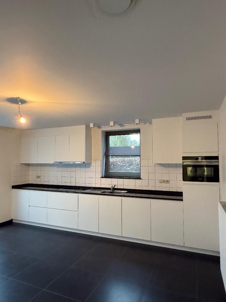 Keuken met graniet keukenblad, Huis en Inrichting, Keuken | Complete keukens, Zo goed als nieuw, Enkelwandige keuken, Wit, Graniet of Steen