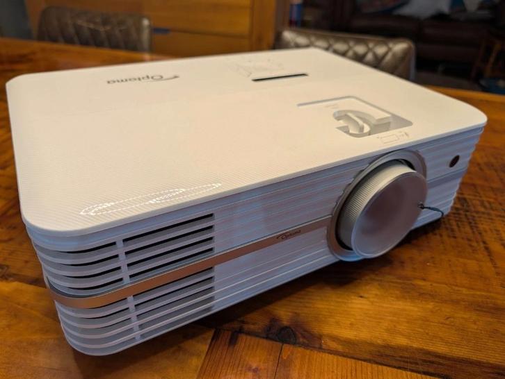 Projecteur Optoma UHD40 DLP 4K, TV, Hi-fi & Vidéo, Projecteurs vidéo, Utilisé, DLP, Ultra HD (4K), Enlèvement ou Envoi