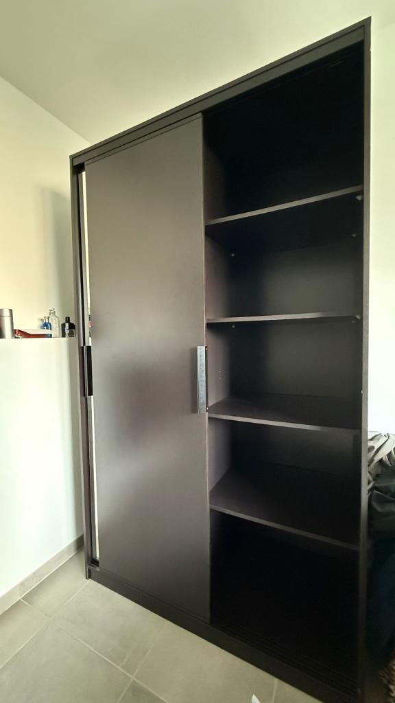 Guarda-roupa preto, Huis en Inrichting, Slaapkamer | Complete slaapkamers, Zo goed als nieuw, Eenpersoons, Ophalen