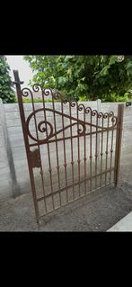 Authentieke smeedijzeren sierpoort, Ophalen, Zo goed als nieuw