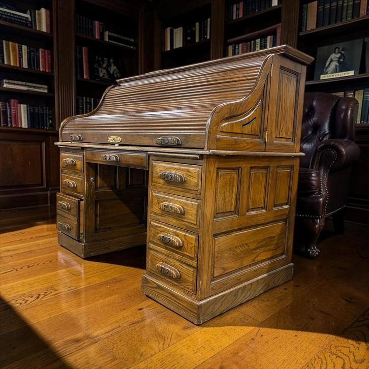 bureau américain vintage en bois avec volet, Antiquités & Art, Antiquités | Meubles | Tables, Enlèvement