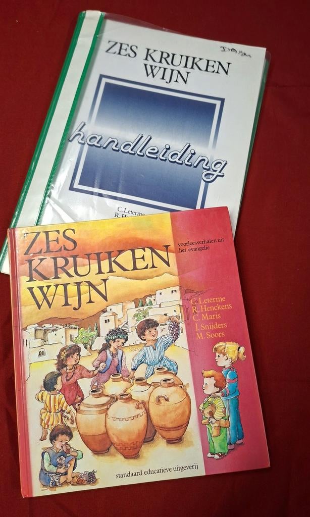 Boek : zes kruiken wijn /  R. Henckens ( met handleiding ), Boeken, Godsdienst en Theologie, Ophalen of Verzenden