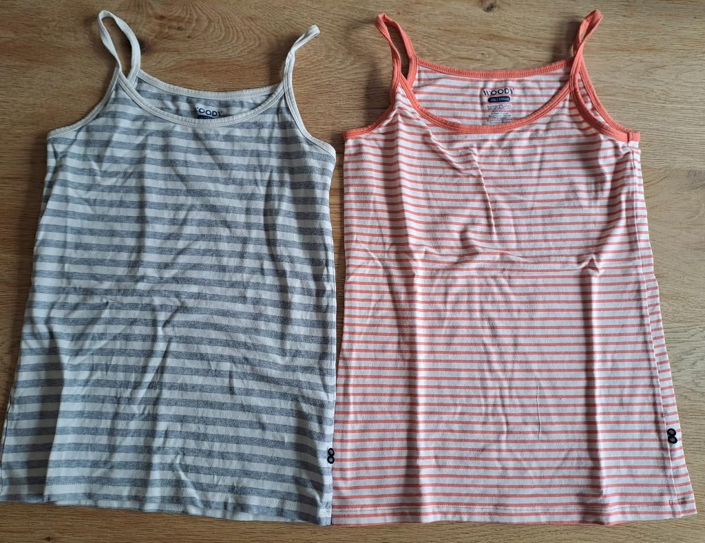 Woody - 2 x onderhemd - maat 152, Enlèvement ou Envoi, Comme neuf, Vêtements de nuit ou Sous-vêtements, Fille