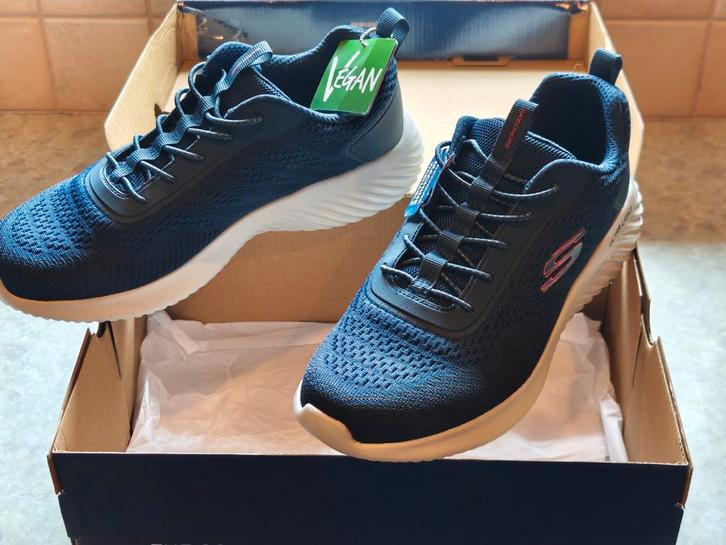 Skechers - Navybleu -  maat 42, Vêtements | Hommes, Chaussures, Neuf, Baskets, Bleu, Enlèvement