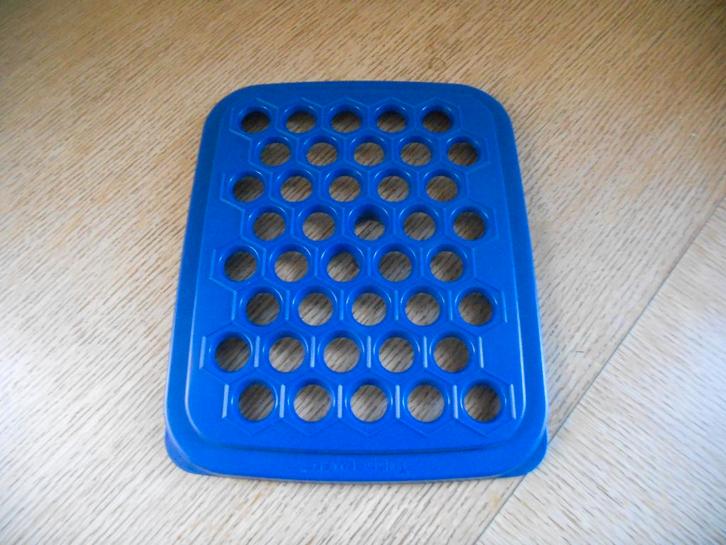 Tupperware moule bleu pour pizza/apéritif/ravioles. s, Maison & Meubles, Cuisine| Tupperware, Bleu, Enlèvement ou Envoi