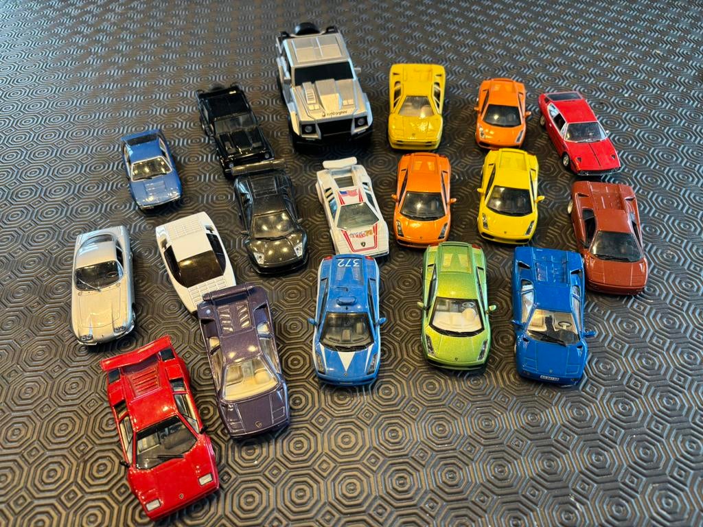 Lot van 18 lamborghini modelautos, Ophalen of Verzenden, Gebruikt