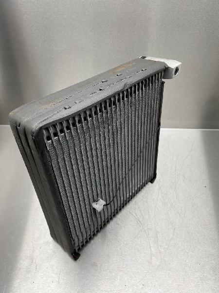 AIRCOVERDAMPER Nissan Murano (Z51) (01-2003/09-2014), Gebruikt, Nissan