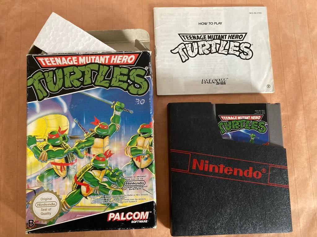 Nintendo NES Turtles game (CIB), Ophalen of Verzenden, Gebruikt
