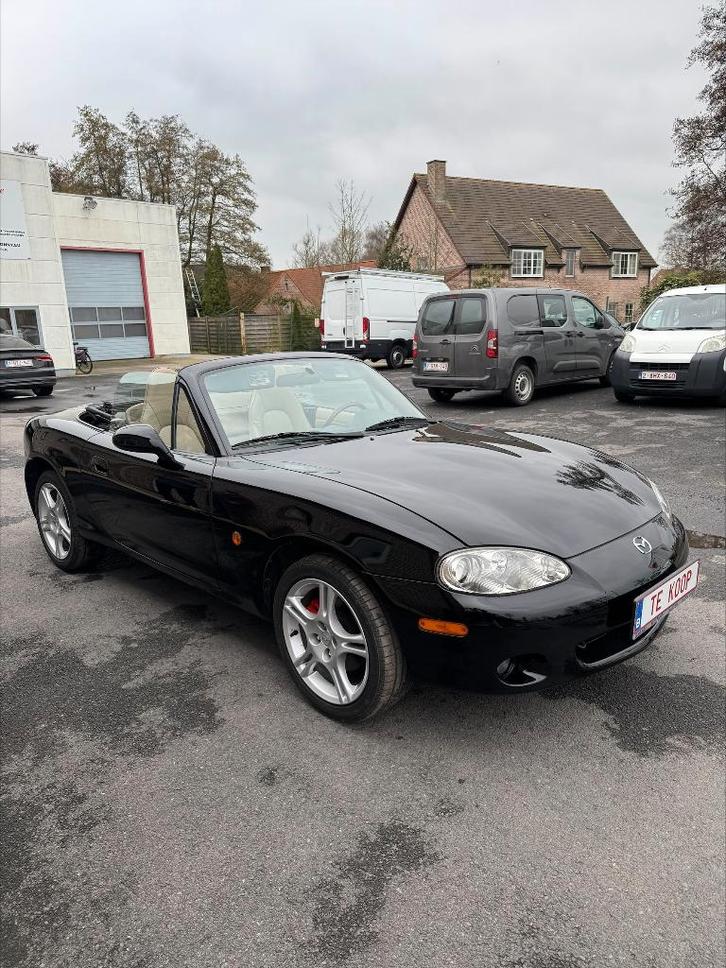 Mazda MX-5 bouwjaar 2004 - Cabriolet, Autos, Mazda, Entreprise, Achat, ABS, Airbags, Vitres électriques, Intérieur cuir, Jantes en alliage léger