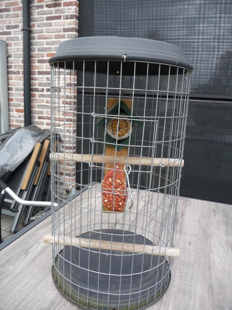 vogelvoederkooi., Ophalen, Gebruikt, Metaal