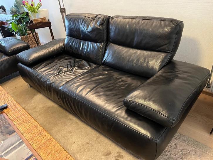 2 prachtige zwarte lederen zetels van topkwaliteit, Huis en Inrichting, Zetels | Zetels, Zo goed als nieuw, Rechte bank, Vierpersoons of meer