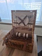 Picknickmand met benodigdheden, Hobby en Vrije tijd, Picknickmanden, Ophalen, Nieuw