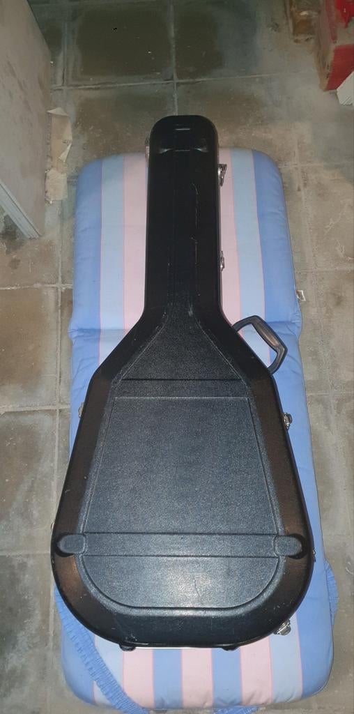 Étui rigide pour guitare en très bon état, Musique & Instruments, Enlèvement