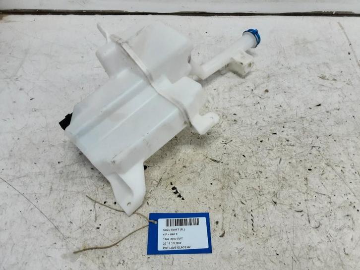 LAVE-GLACE RESERVOIR AVANT Swift (ZC / ZD) (3840052RO), Autos : Pièces & Accessoires, Vitres & Accessoires, Suzuki, Utilisé