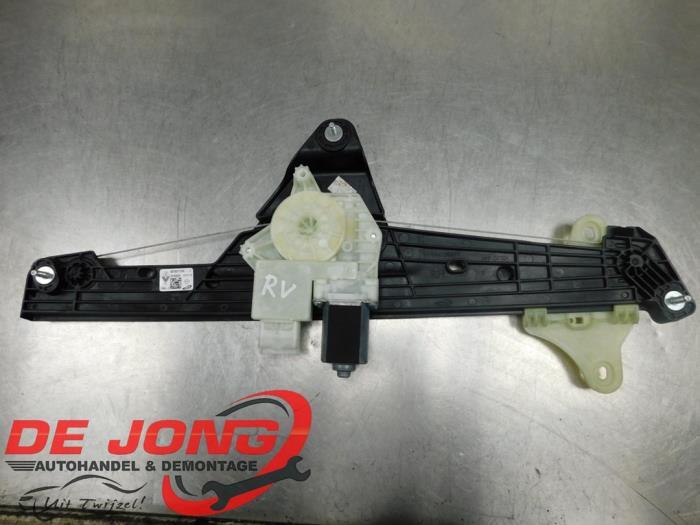 Mécanique vitre 4portes avant droite d'un Renault Clio, Renault, -, 3 mois de garantie, Utilisé
